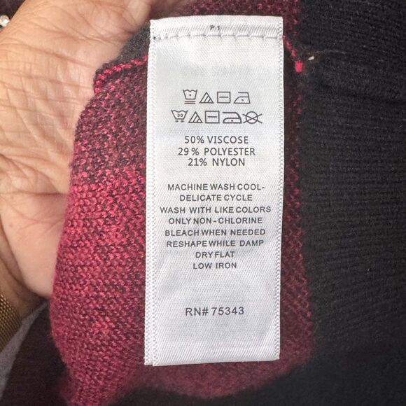 Tommy Bahama Women’s Buffalo Plaid Cardigan Sweater Medium Jeweled Buttons - Picture 10 of 10